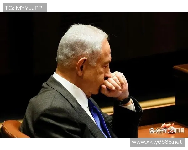 英超明星李强畅谈网球生涯与职业挑战的精彩对话